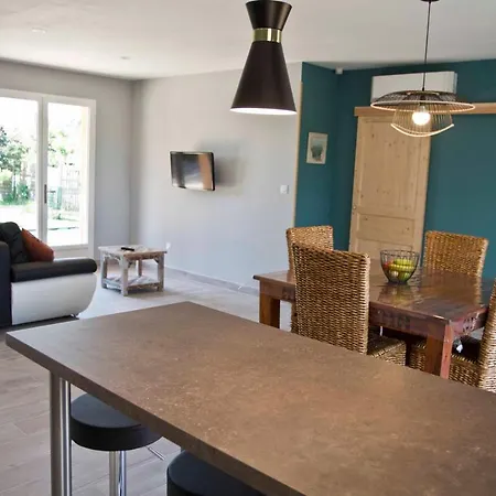 Holiday home Les Bourdettes *