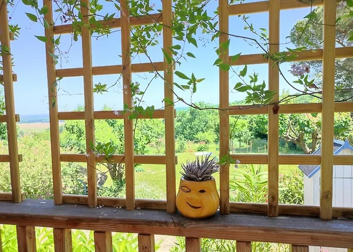 Les Bourdettes Nyaraló